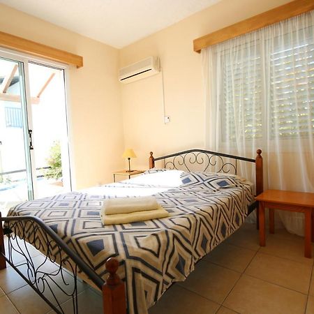 Paphos Gardens Apartment Екстер'єр фото