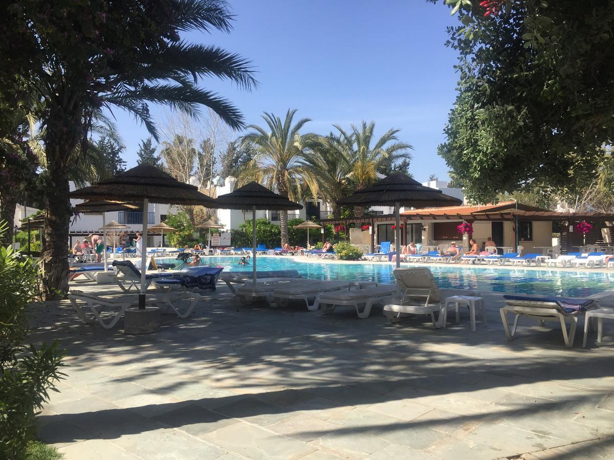 Paphos Gardens Apartment Екстер'єр фото