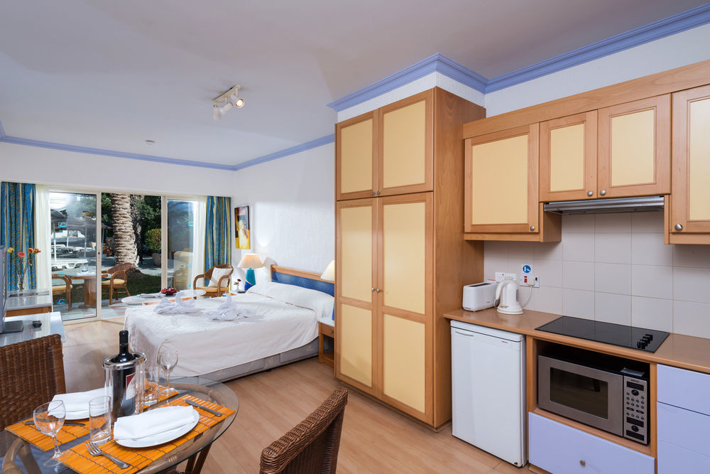 Paphos Gardens Apartment Екстер'єр фото