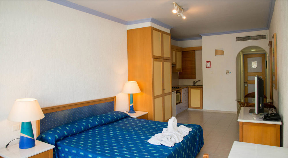 Paphos Gardens Apartment Екстер'єр фото