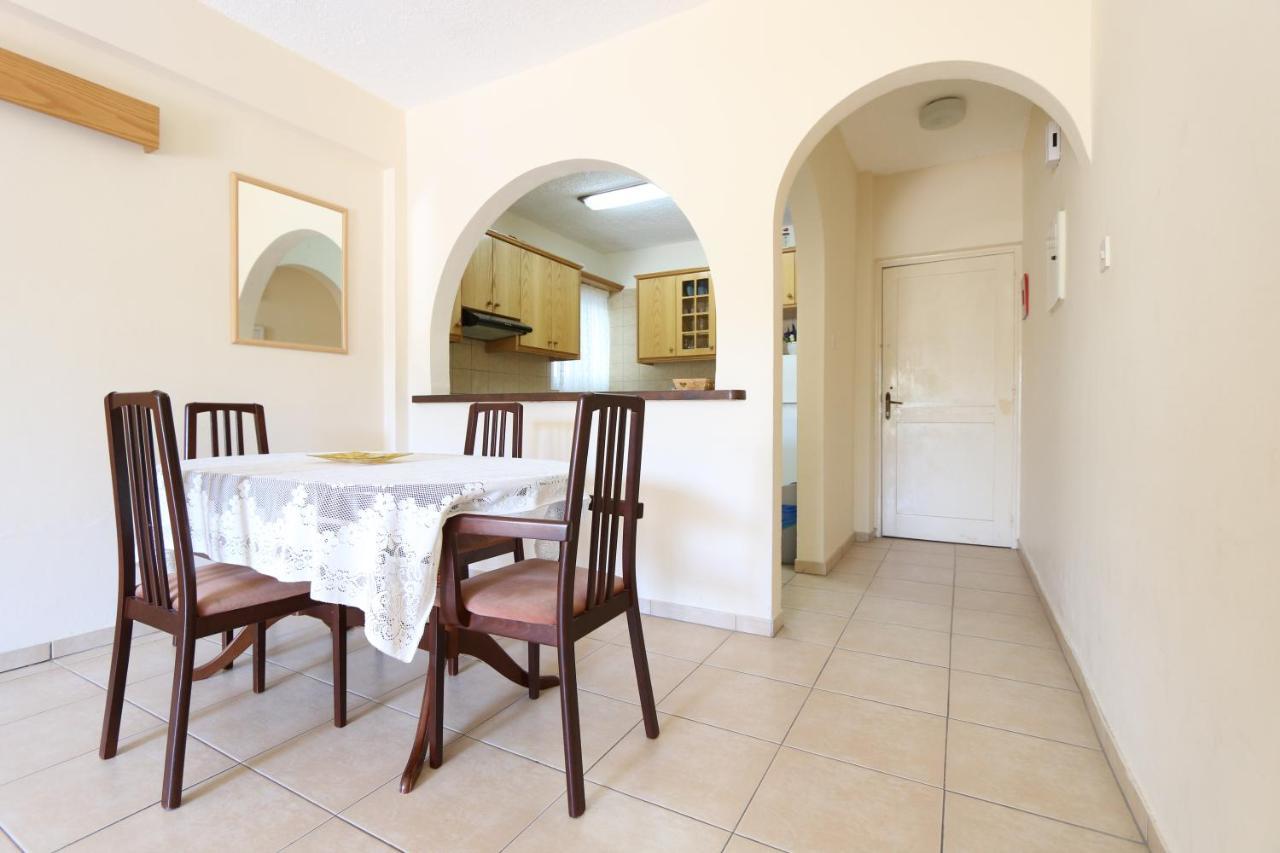 Paphos Gardens Apartment Екстер'єр фото